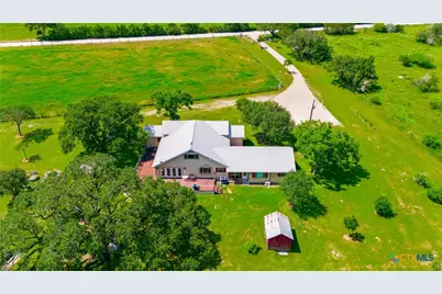 3298 Cr 132, Hallettsville, TX 77964 - Photo 6