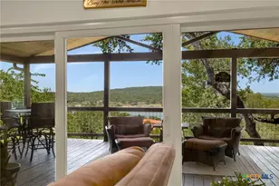 1422 Oakridge Ln, Canyon Lake, TX 78133 - Photo 20