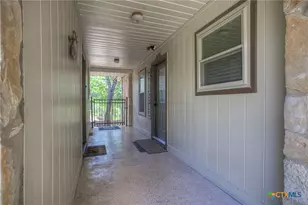 1422 Oakridge Ln, Canyon Lake, TX 78133 - Photo 36