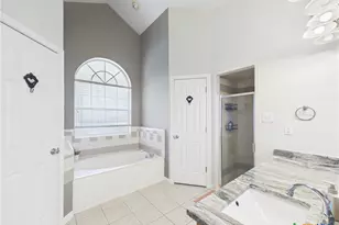 108 Deer Ridge Dr, La Vernia, TX 78121 - Photo 20