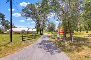 201 Hickory Run, La Vernia, TX 78121 - Photo 34