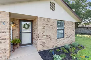 8910 Trailridge Dr, Temple, TX 76502 - Photo 2