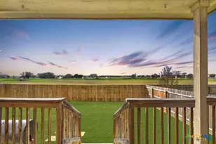 2234 Lakeline Dr, New Braunfels, TX 78130 - Photo 2