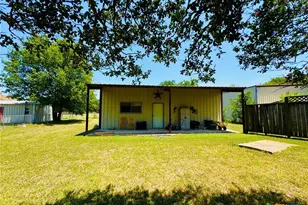 105 Curry Dr, Gatesville, TX 76528 - Photo 28