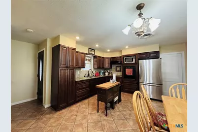 105 Curry Drive, Gatesville, TX 76528 - Photo 14