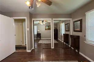 105 Curry Dr, Gatesville, TX 76528 - Photo 22