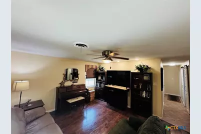 105 Curry Drive, Gatesville, TX 76528 - Photo 6