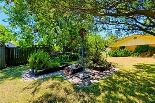 105 Curry Dr, Gatesville, TX 76528 - Photo 32