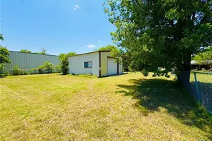 105 Curry Dr, Gatesville, TX 76528 - Photo 26