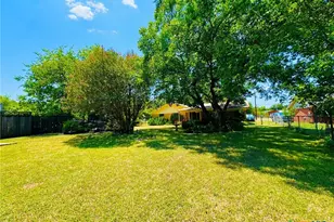 105 Curry Dr, Gatesville, TX 76528 - Photo 28