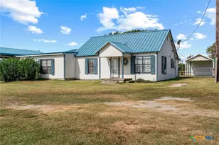 124 Hopper Rd, Tivoli, TX 77990 - Photo 30