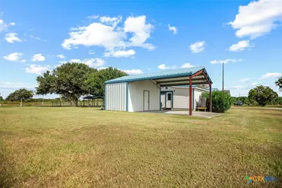 124 Hopper Road, Tivoli, TX 77990 - Photo 4