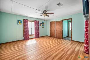 124 Hopper Rd, Tivoli, TX 77990 - Photo 18