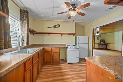 124 Hopper Road, Tivoli, TX 77990 - Photo 14