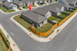 9194 Saint Jerome, Seguin, TX 78155 - Photo 14