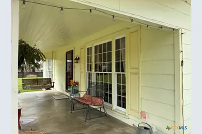 408 S Porter Street, Lampasas, TX 76550 - Photo 4