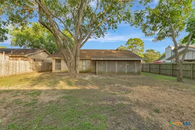 110 Concord Lane, Victoria, TX 77901 - Photo 26