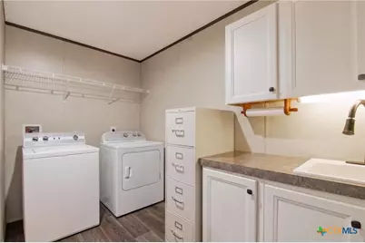 1576 Settlers Way, Seguin, TX 78155 - Photo 42