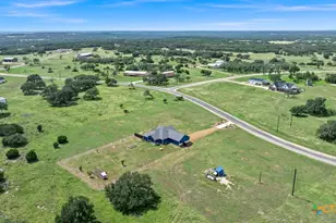 639 Blackbuck Rdg Dr, Lampasas, TX 76550 - Photo 36