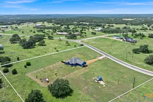 639 Blackbuck Rdg Dr, Lampasas, TX 76550 - Photo 44