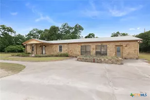 2742 County Rd 1045, Lampasas, TX 76550 - Photo 10