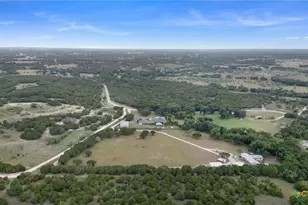 2742 County Rd 1045, Lampasas, TX 76550 - Photo 40