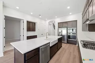 11923 Mancini, San Antonio, TX 78254 - Photo 6