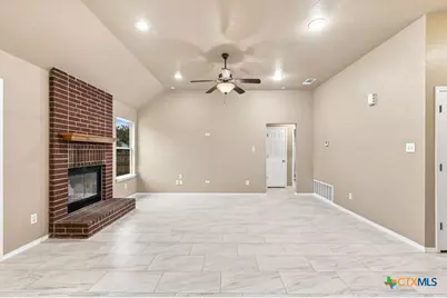 1009 Woodhollow Drive, Temple, TX 76502 - Photo 4