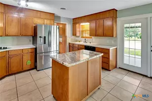 1103 Old Bloomington Rd, Victoria, TX 77905 - Photo 14