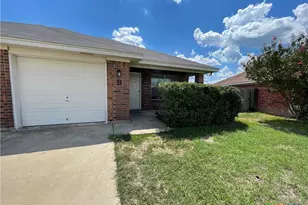 1906 Charleston Ct, Killeen, TX 76542 - Photo 2