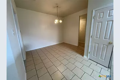 1906 Charleston Court, Killeen, TX 76542 - Photo 8