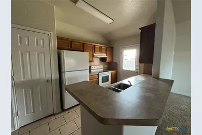 1906 Charleston Court, Killeen, TX 76542 - Photo 10