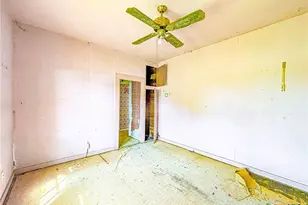 810 N Ave H, Shiner, TX 77984 - Photo 8