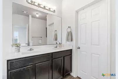 2616 Diamondback Trail, New Braunfels, TX 78130 - Photo 14