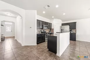 2616 Diamondback Trail, New Braunfels, TX 78130 - Photo 4