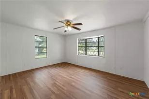 611 E 5th St, Cameron, TX 76520 - Photo 14