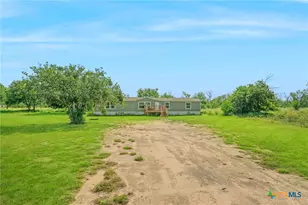 8954 County Rd 128, Floresville, TX 78114 - Photo 2