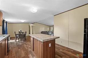 8954 County Rd 128, Floresville, TX 78114 - Photo 28