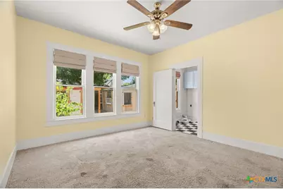1120 N 1st Street, Temple, TX 76501 - Photo 14