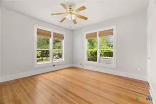 1120 N 1st St, Temple, TX 76501 - Photo 12