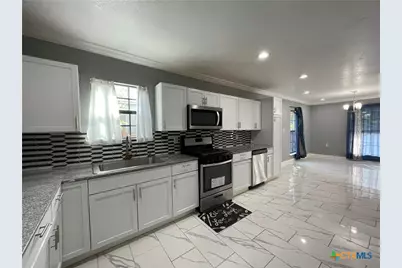 1110 S 9th Street, Temple, TX 76504 - Photo 10