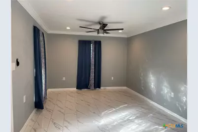 1110 S 9th Street, Temple, TX 76504 - Photo 8