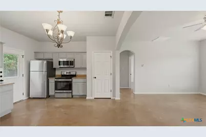193 Rosedale Avenue, New Braunfels, TX 78130 - Photo 10