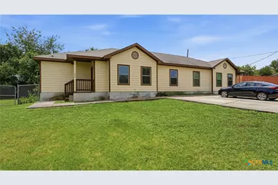 193 Rosedale Avenue, New Braunfels, TX 78130 - Photo 2
