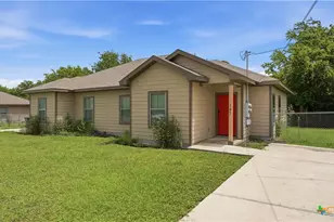 147 Rosedale Ave, New Braunfels, TX 78130 - Photo 1