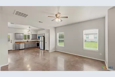 147 Rosedale Avenue, New Braunfels, TX 78130 - Photo 4