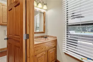 1017 Mountain Dr, San Marcos, TX 78666 - Photo 30