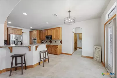 1017 Mountain Drive, San Marcos, TX 78666 - Photo 8