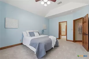 1017 Mountain Dr, San Marcos, TX 78666 - Photo 24
