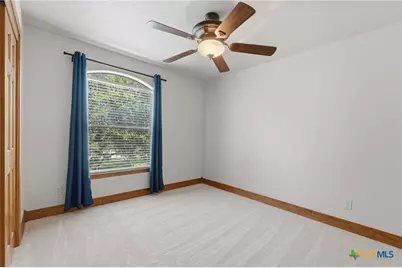 1017 Mountain Drive, San Marcos, TX 78666 - Photo 32